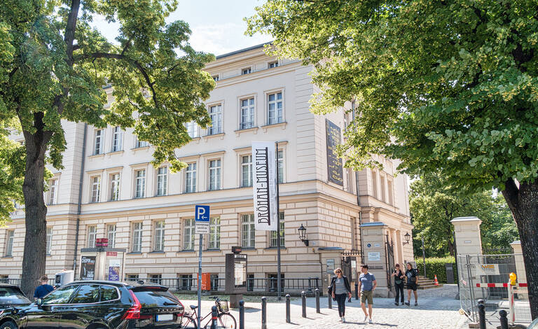  Bröhan-Museum in der Schloßstraße 1a.