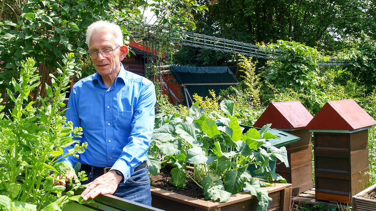 Garten und Bienen – Norbert Kopp´s nachhaltiges Hobby, gepaart mit Ehrenamt.