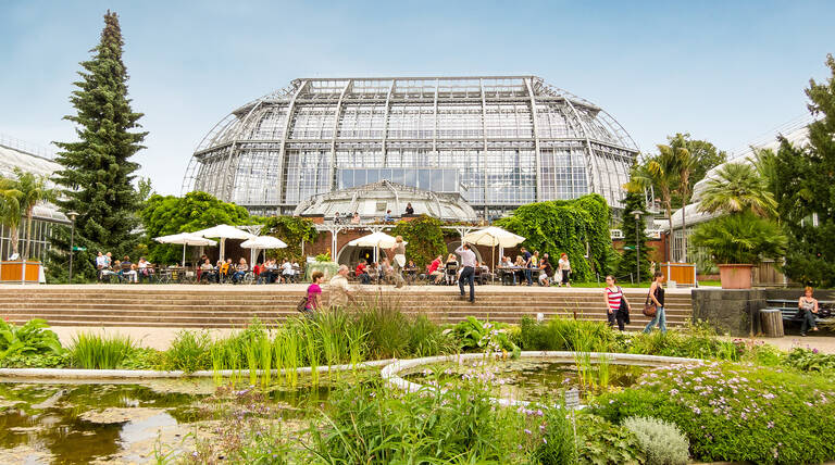 Das Große Tropenhaus ist der architektonische Höhepunkt des Botanischen Gartens.